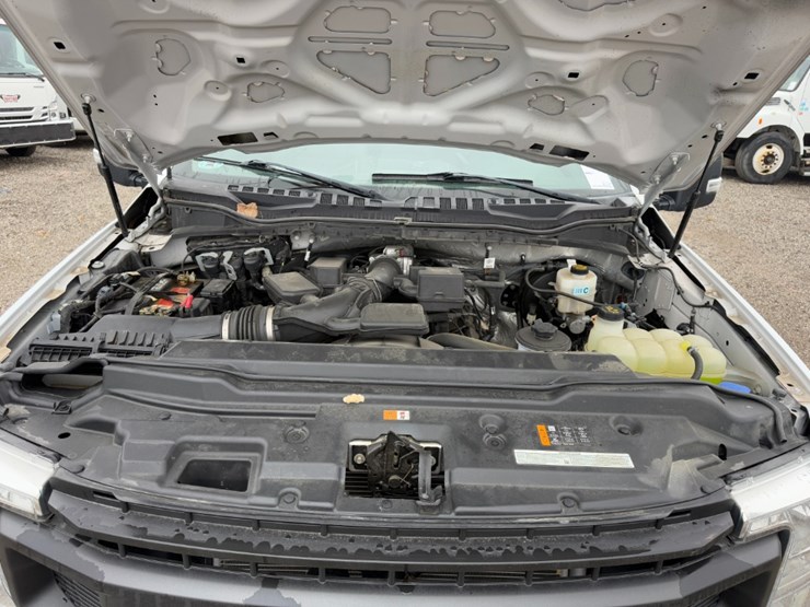2022-ford-f350-image-13