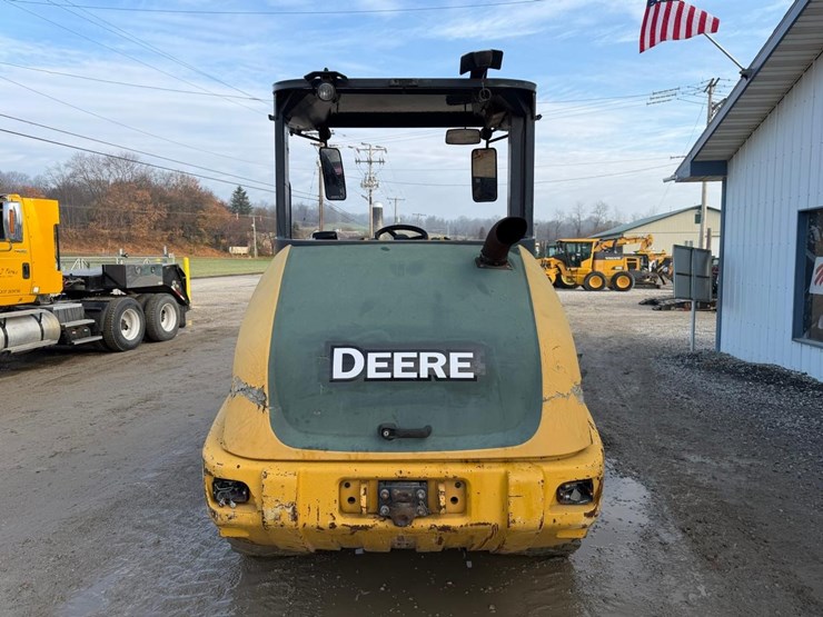 2014-deere-304k-image-4
