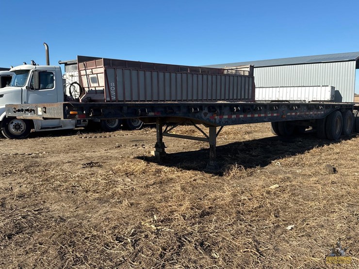 1974-trim-40'-flatbed-trailer-image-1
