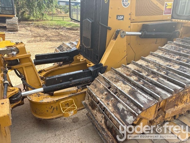 caterpillar-d5-lgp-image-10