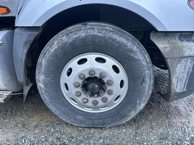 2014-international-prostar-image-62