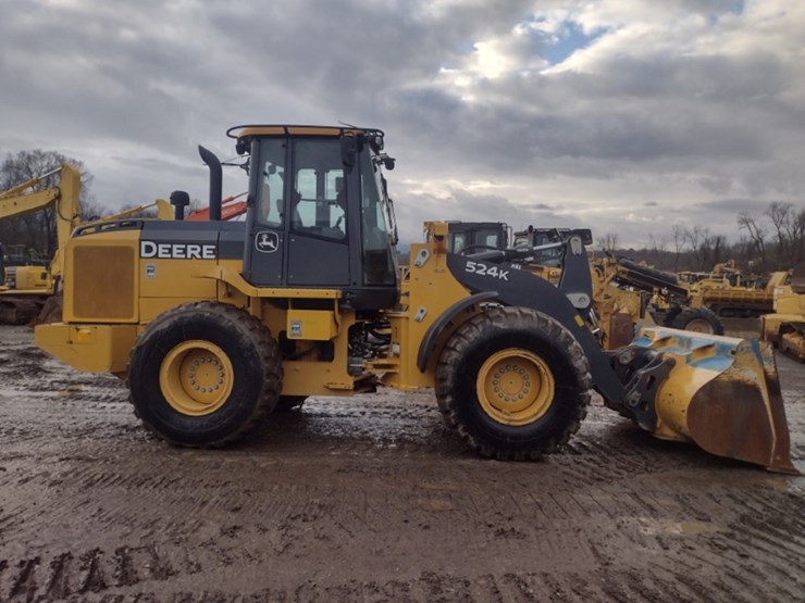 deere-524k-image-3