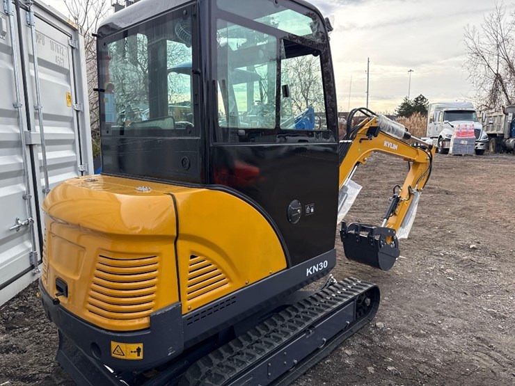 new-kylin-kn30-mini-excavator-image-4