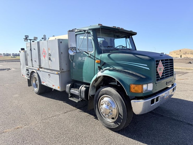 international-4700-image-3