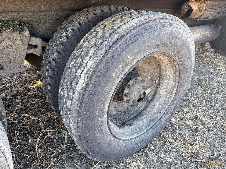 cummins-855-image-13