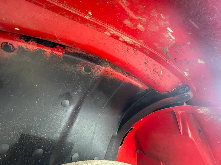 international-4900-image-10