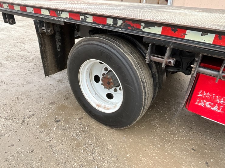 2015-ford-f650-image-7