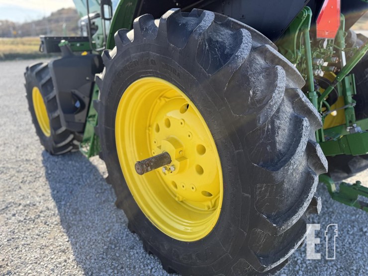 john-deere-6130m-image-15