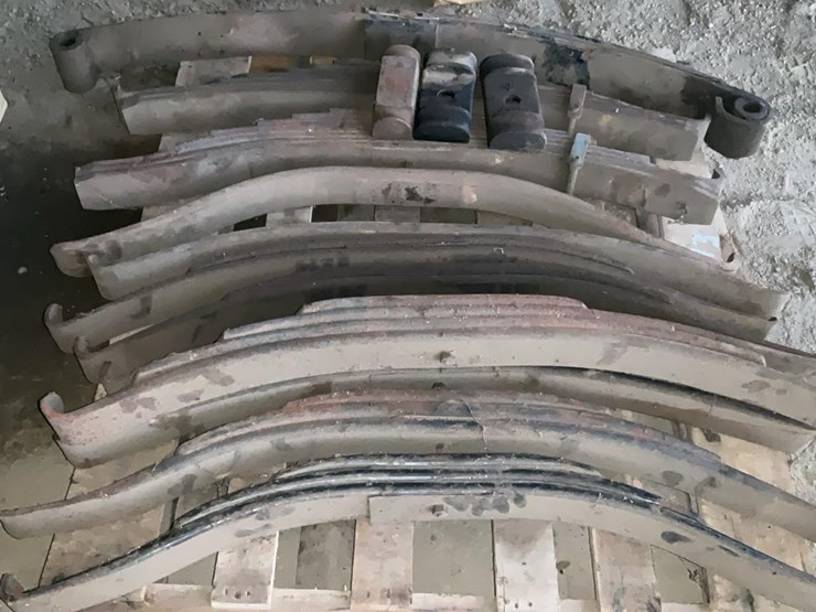 #543-•-leaf-springs-image-2