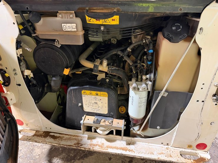 2022-bobcat-t62-image-16
