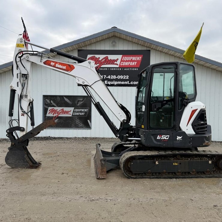 2022 BOBCAT E50