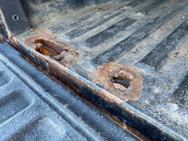 ford-f150-lariat-image-25