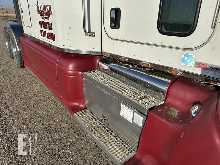 2014-peterbilt-386-image-7