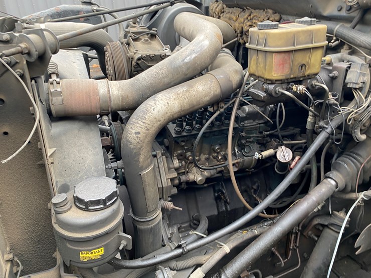 international-4700-image-46