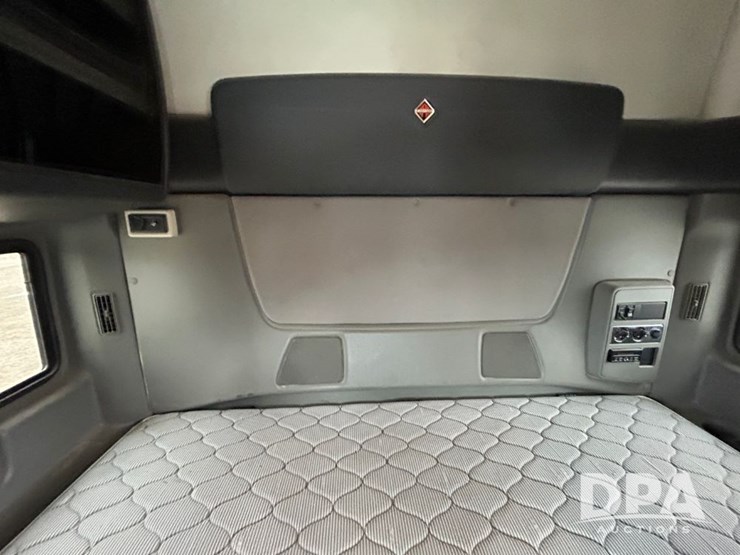 international-prostar-image-79