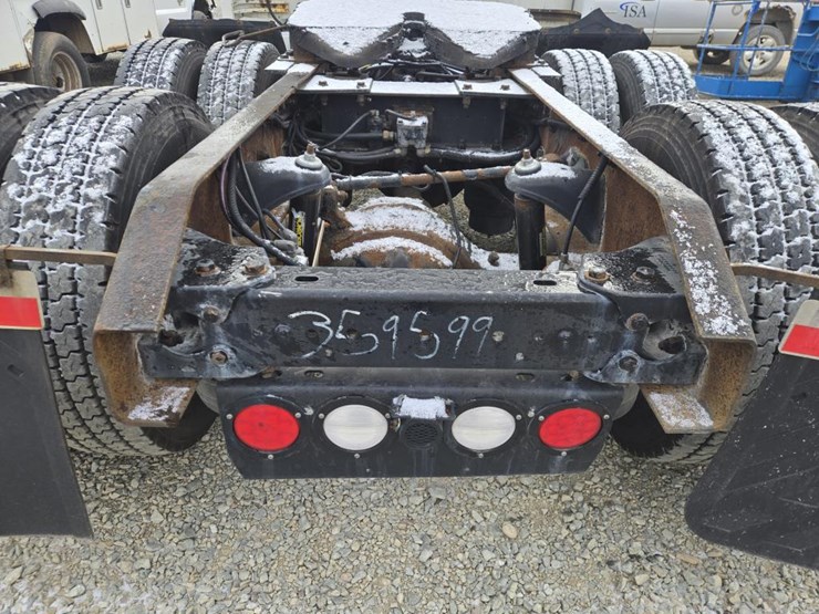 2013-kenworth-t660-image-20