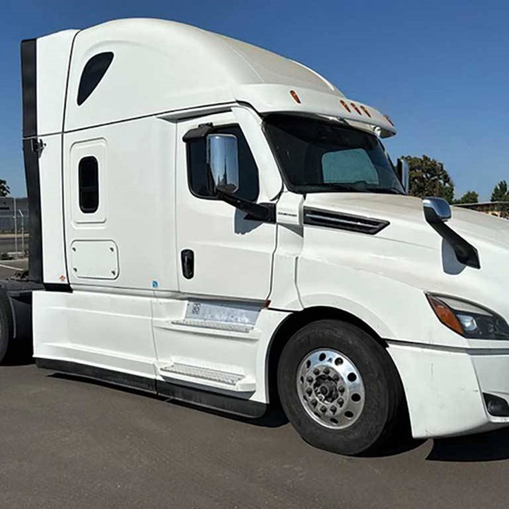 2024 FREIGHTLINER CASCADIA 126
