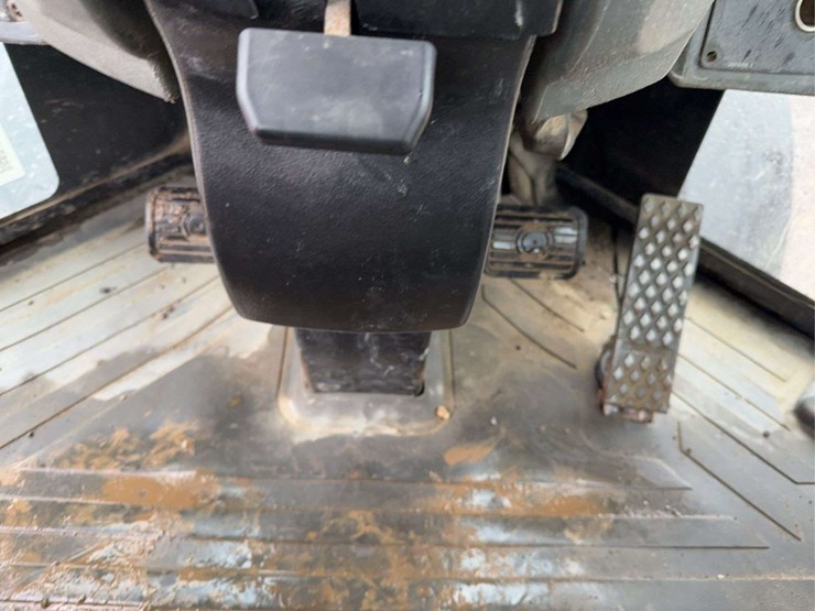 2006-caterpillar-930g-image-50