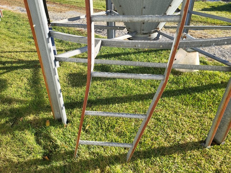 brock-12-ton-feed-bin-w/boot---bin-#5-image-16