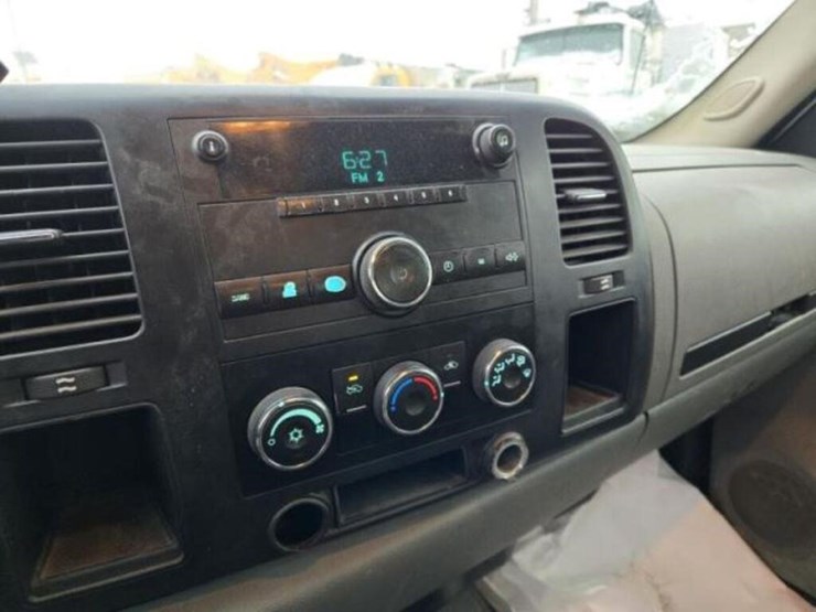 2007-chevrolet-2500-image-19