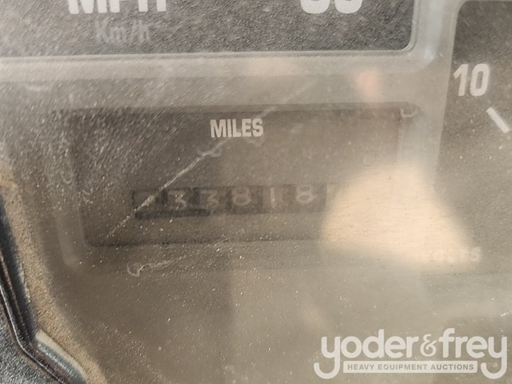 international-4700-image-21