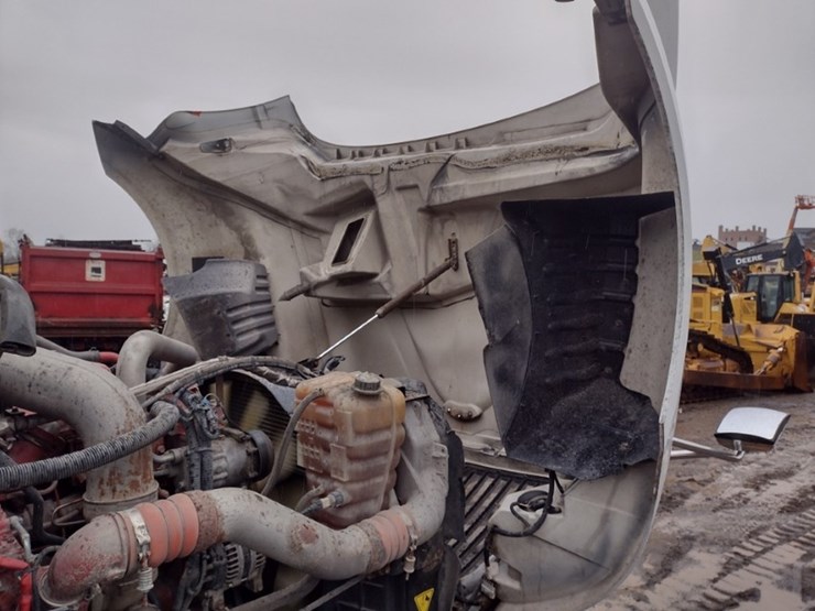 international-16-image-17