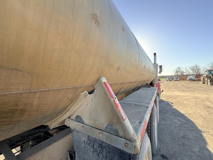 ford-ltl9000-image-21