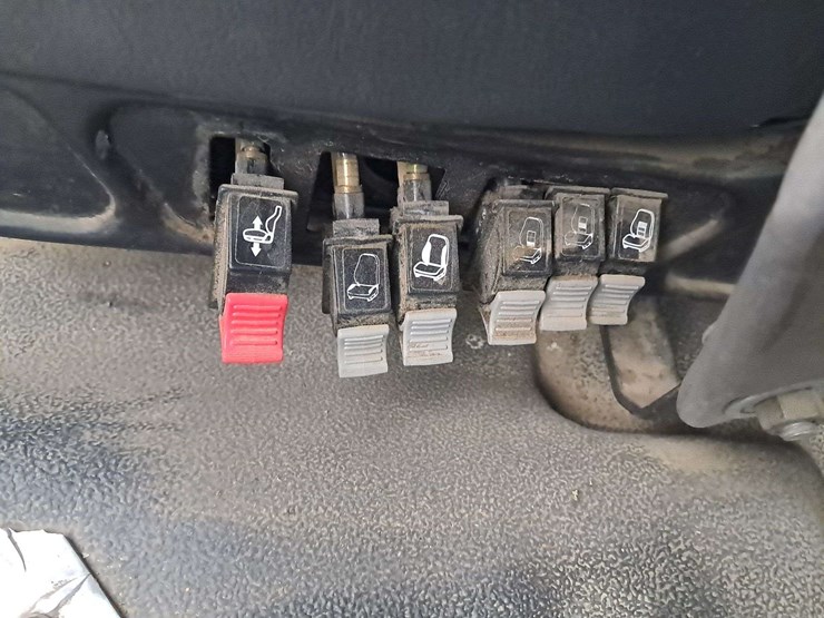 2009-ford-f750-image-31