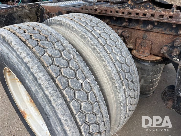 2012-international-prostar-image-52