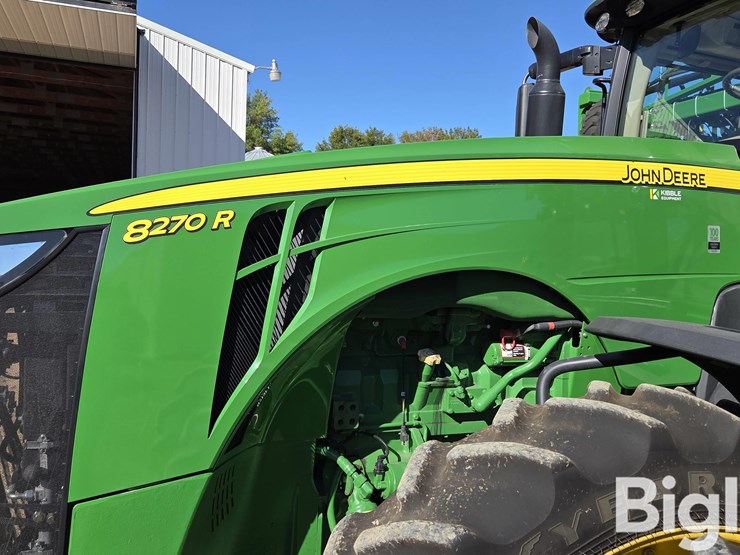 john-deere-8270r-image-9