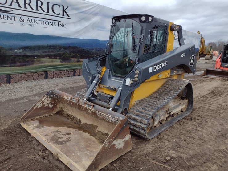 deere-331g-image-36
