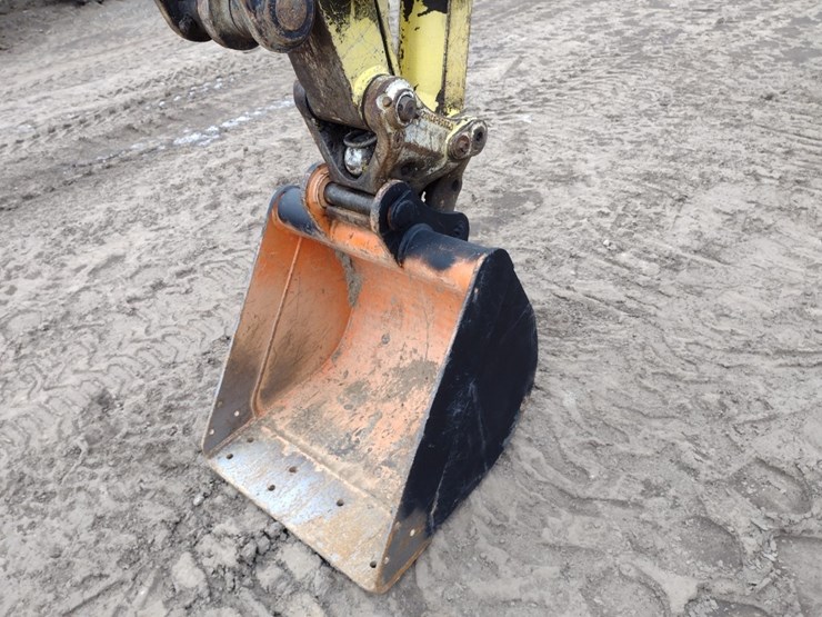 yanmar-vio35-image-18