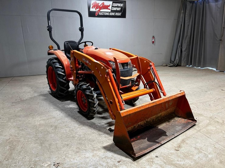 2014-kubota-l3901hst-image-7