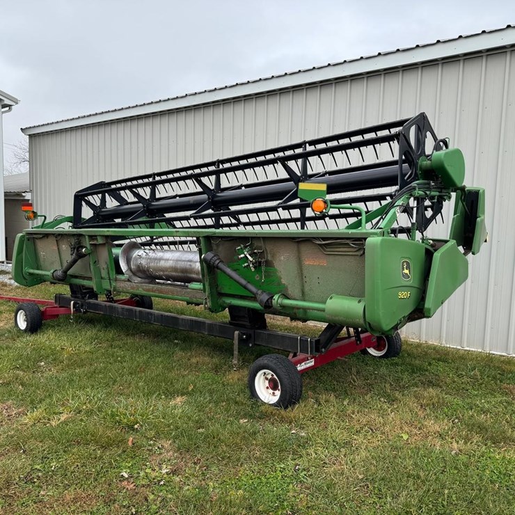 JOHN DEERE 920F