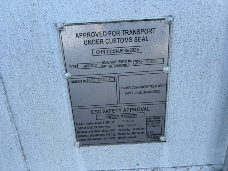 2025-40'-high-cube-shipping-container-image-10