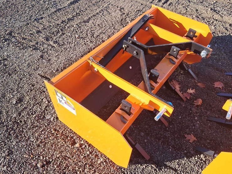 wolverine-47"-grader-image-2