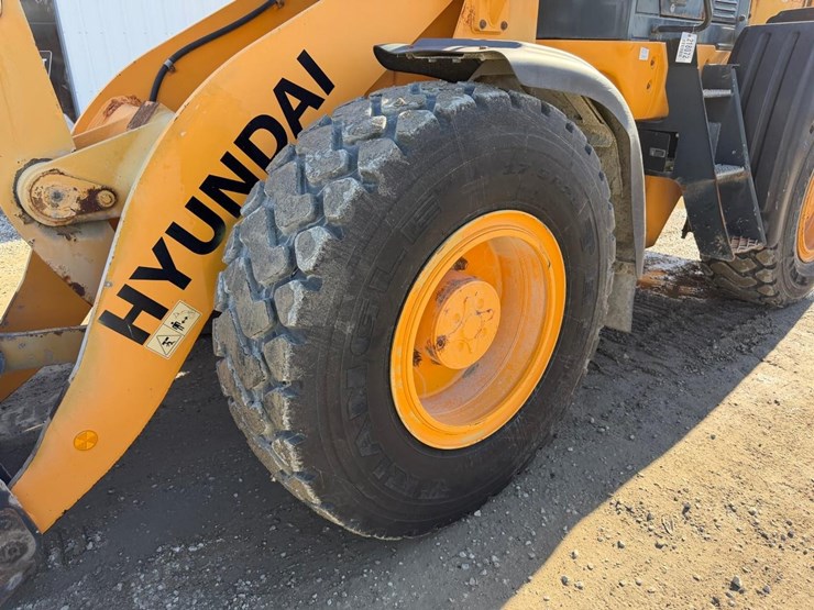 hyundai-hl730-9a-image-13