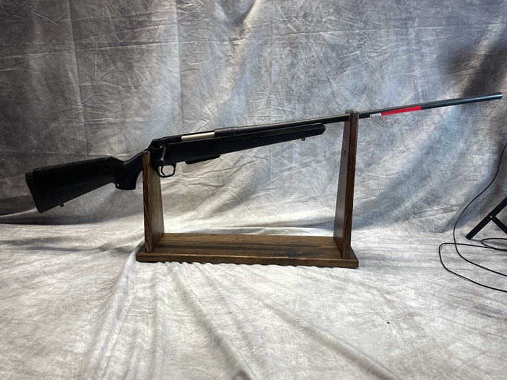 #2368-•-winchester-xpr-300-win-mag-bolt-action-rifle,-sn:-pt14720yw357-image-2