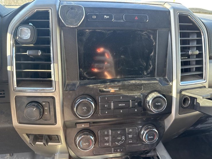 2018-ford-f450-image-37