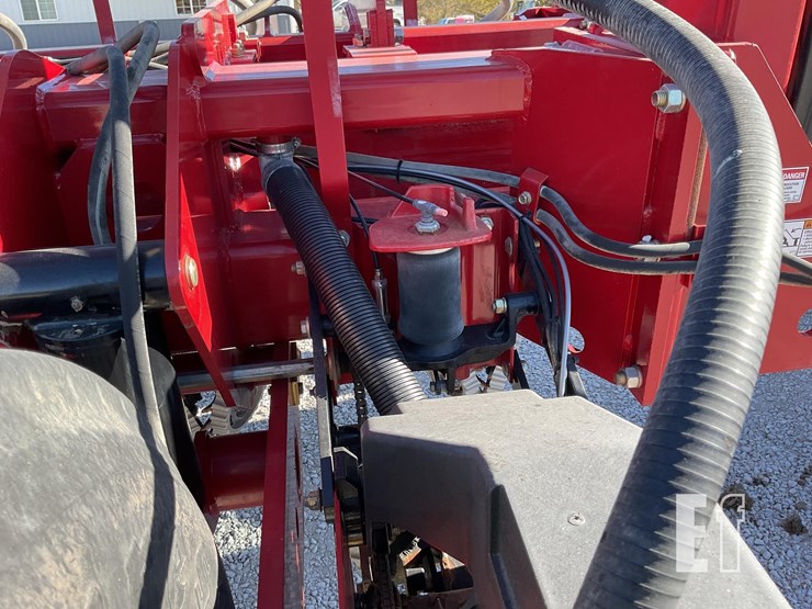 case-ih-1250-image-19
