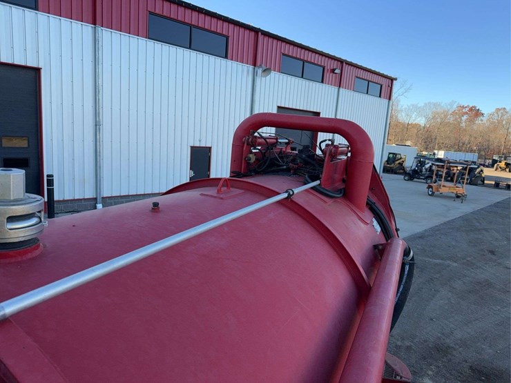 2004-peterbilt-357-image-50