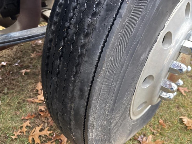 1988-peterbilt-377-image-78