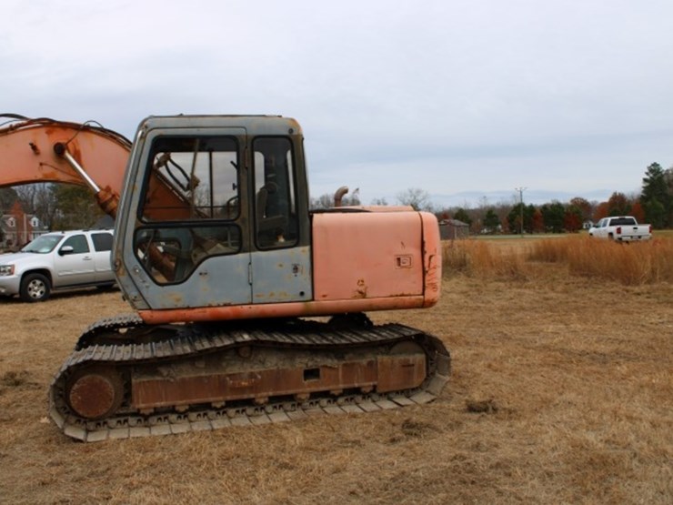 hitachi-excavator-120-3-5342-hrs-sn-12v42578-24'-boom-with-wain-roy-digging-image-2