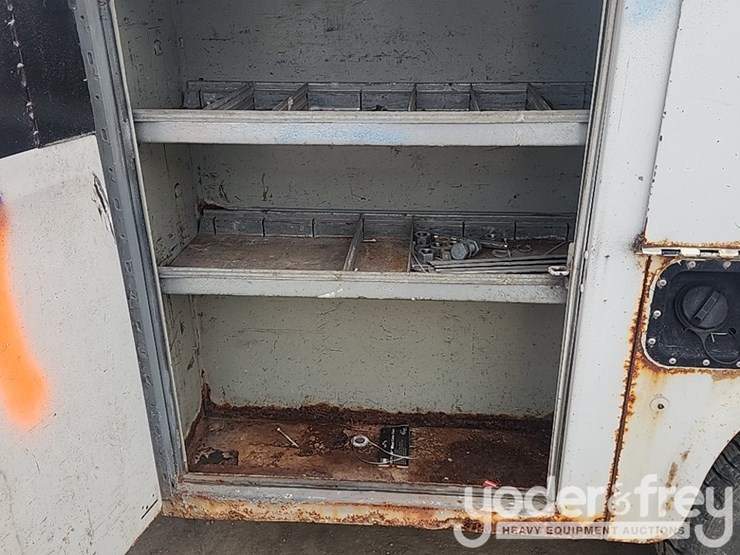 2000-chevrolet-2500-image-22