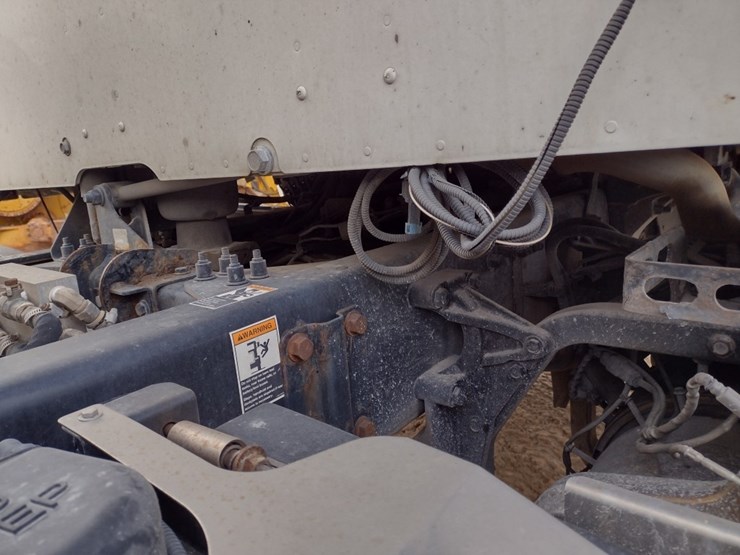 peterbilt-567-image-39