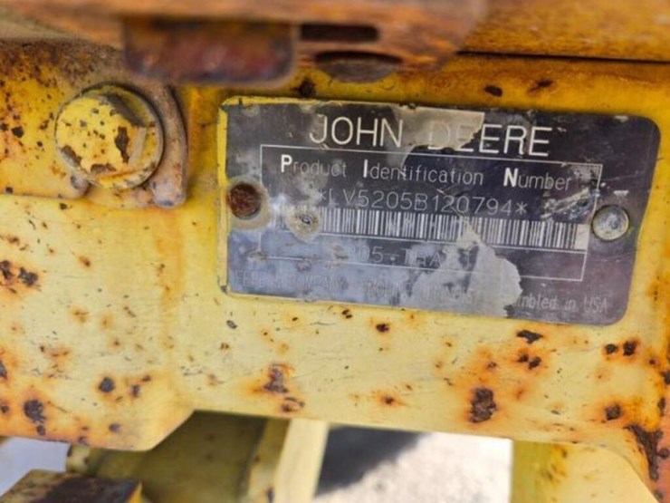 2000-john-deere-5205-image-20