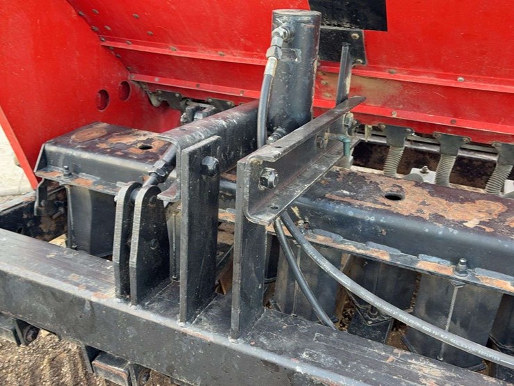 lilliston-9680-image-10