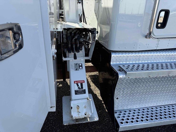 kenworth-t370-image-19