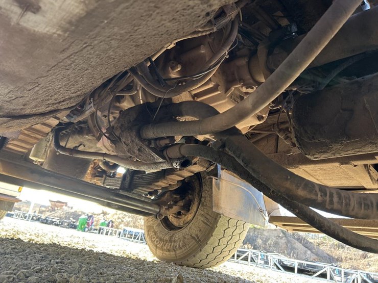 1997-cummins-m11-image-35