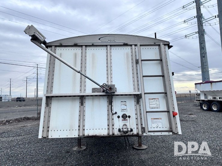 2013-merritt-hopper-image-4